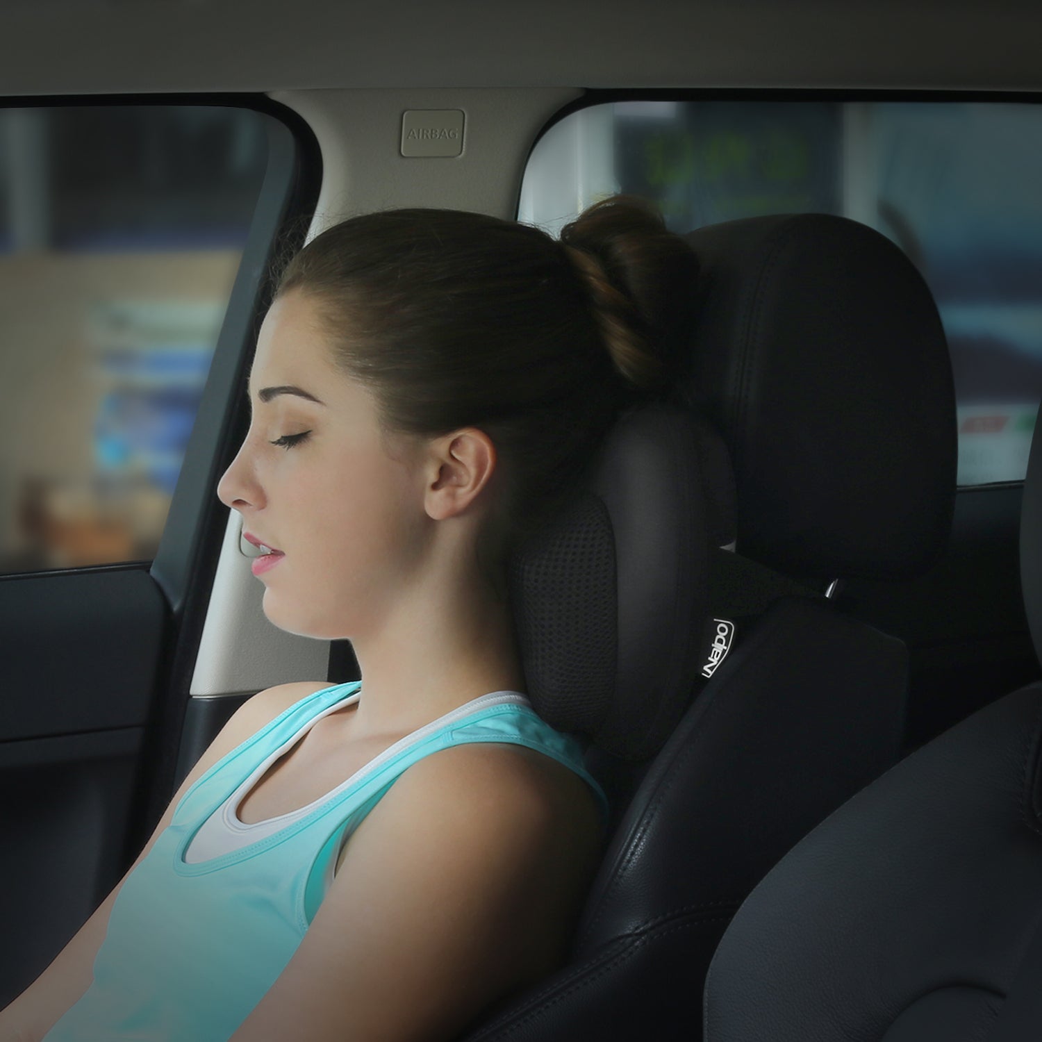 naipo-neck-back-massage-pillow-with-heat-shiatsu-deep-kneading-massager-775543